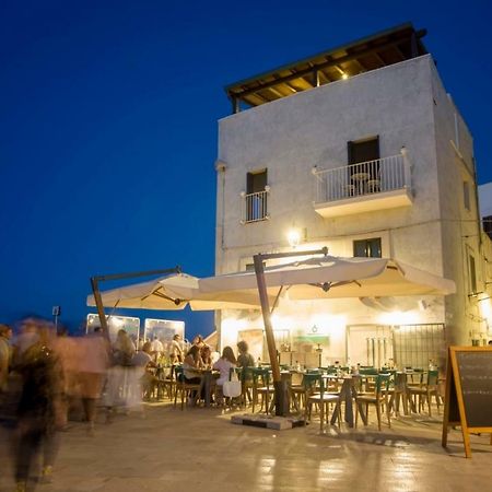 Casa Vacanze Antiche Mura E Poi Монополи Екстериор снимка