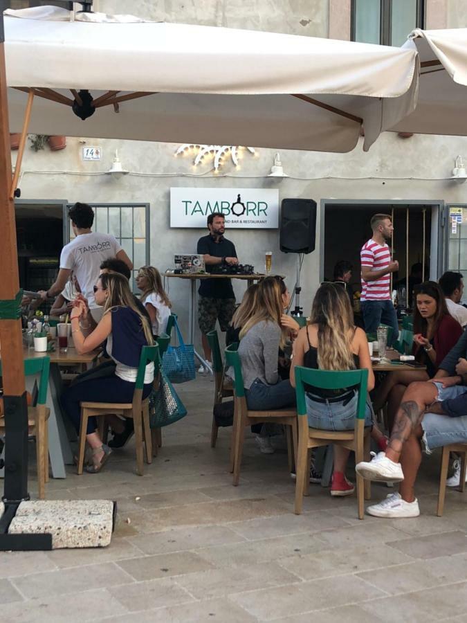 Casa Vacanze Antiche Mura E Poi Монополи Екстериор снимка